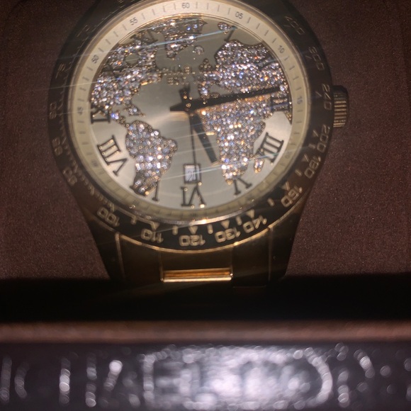 Michael Kors Watch - Picture 4 of 7